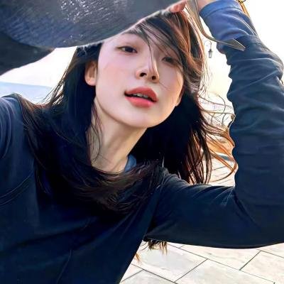 港台老牌艺人又出大瓜：隐婚生子传闻，粉丝集体脱粉，前后半年